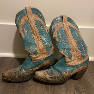 Corral Cowboy Boots!